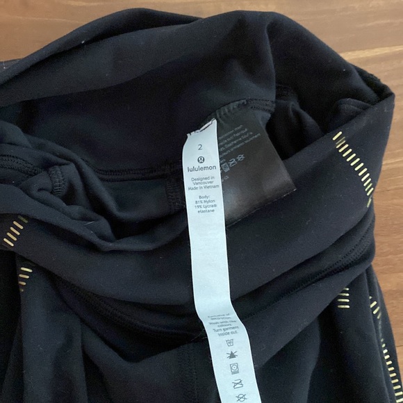 lululemon special edition leggings - Picture 4 of 4